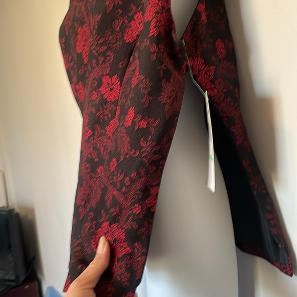 NWT Kasper sz 8 red and black top - Picture 3 of 6